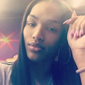 Meet your Posher, Paris